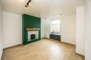 688, Manchester Road, Linthwaite, Huddersfield HD7 5QY