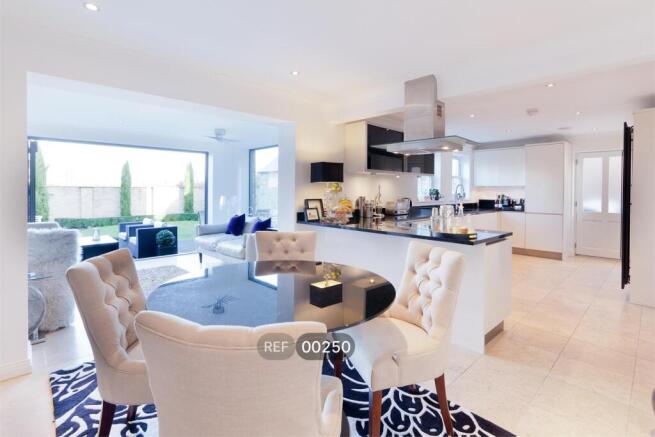 Kitchen & Living room