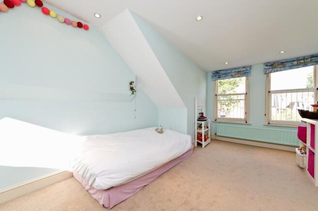 Photo 11