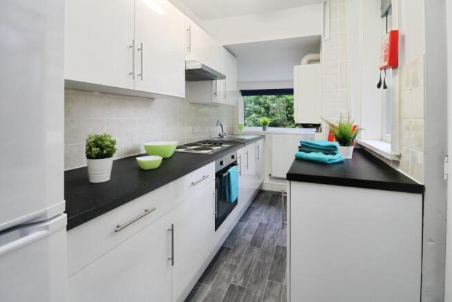 5 bed Terraced for sale Image 4