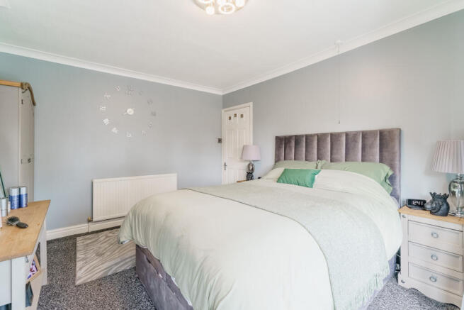3 bed Semi-Detached for sale Image 12