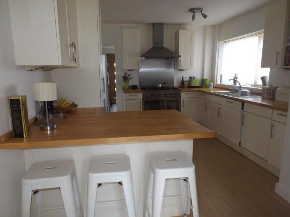 Kitchen/breakfast ro