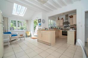 17, Cascade Avenue, Hornsey, London N10 3PT
