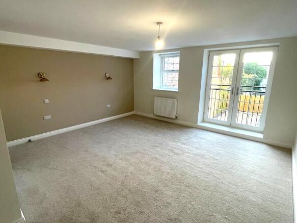 2 bed Flat to rent Image 7
