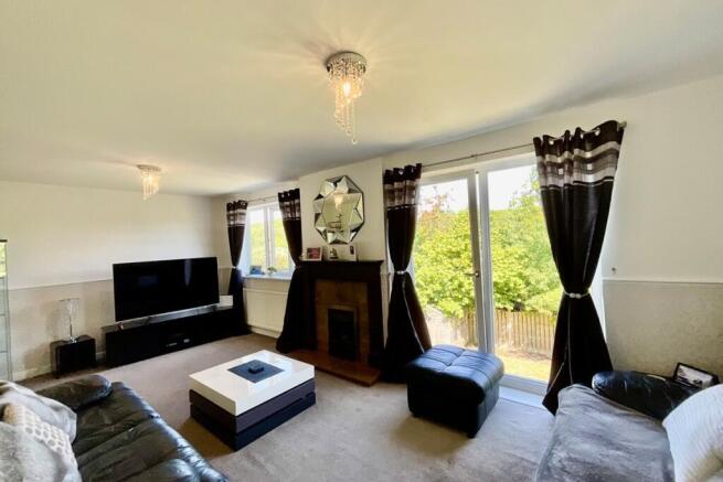 4 bed Detached for sale Image 4