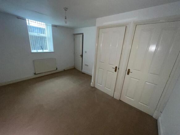 1 bed Apartment for sale Image 8
