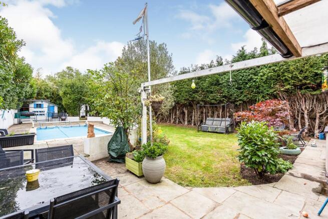 Patio & Garden