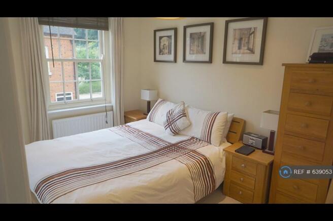 Bedroom1-2