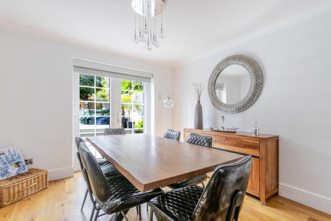 Dining 1