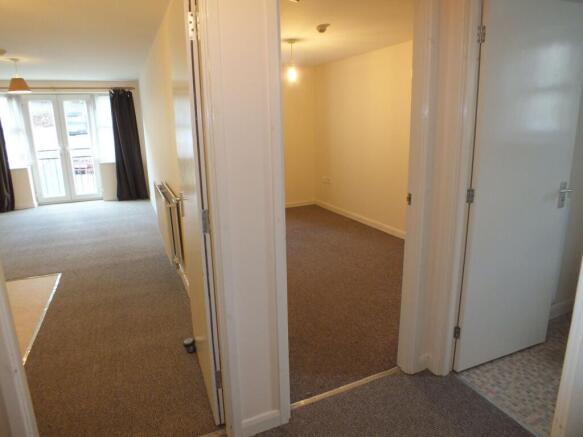 1 bed Flat to rent Image 7