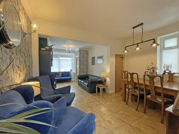 Ferrers Road - Dining Area 2...jpg