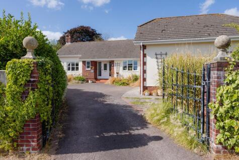 Beech Drive, Down St. Mary, EX17