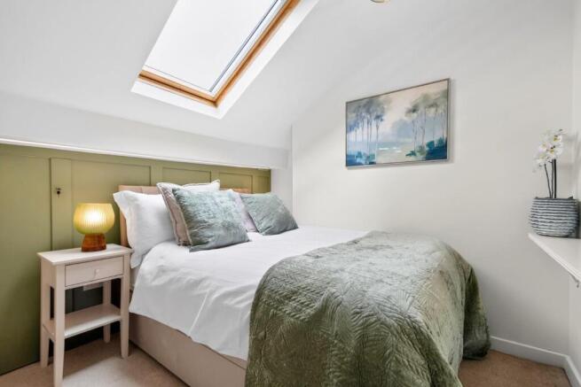 2 bed Apartment for sale Image 7