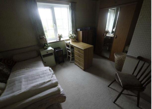 bedroom.JPG