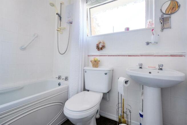Bathroom.jpeg