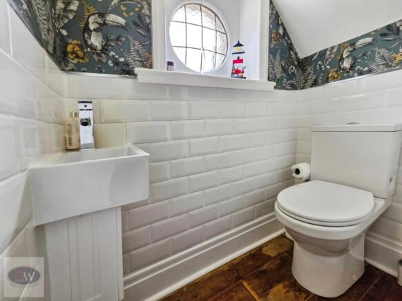 3 bed Semi-Detached for sale Image 12