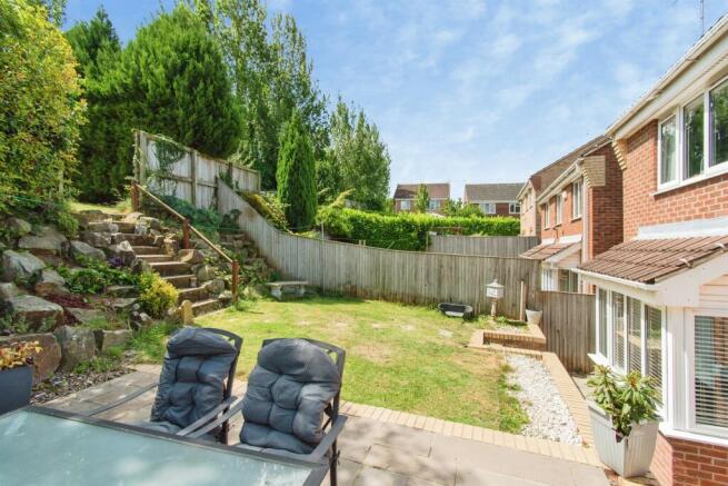 4 bed Detached for sale Image 4