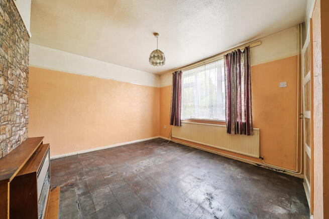 Ashburnham Drive, Watford, Hertfordshire photo 2