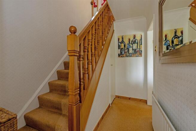 3 bed Detached for sale Image 8