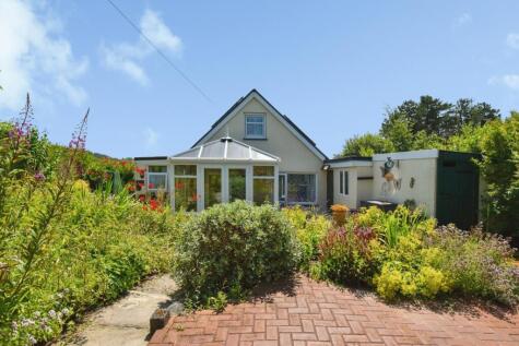 Llandeilo Road, Llandybie, Ammanford, Carmarthenshire, SA18