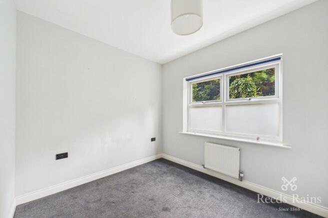 2 bed Apartment for sale Image 8