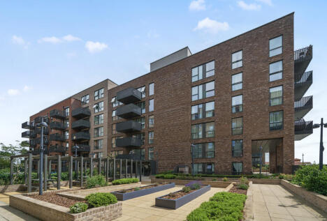 Regal Walk, Bexleyheath, 81, Craft Court, 5 Reg, DA6