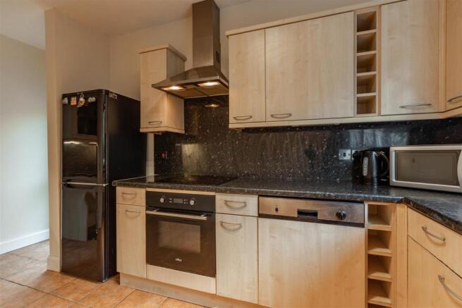 13 Balmoral Avenue Galashiels Low Res 07.jpg