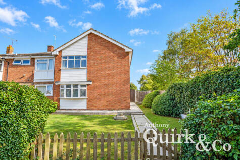 Meadow View Walk, Canvey Island, SS8