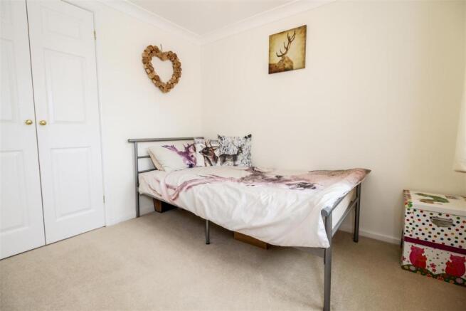 Bed3.jpg