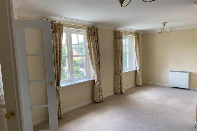 Dining Area 1