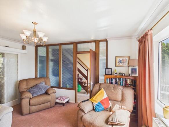 3 bed Semi-Detached for sale Image 4