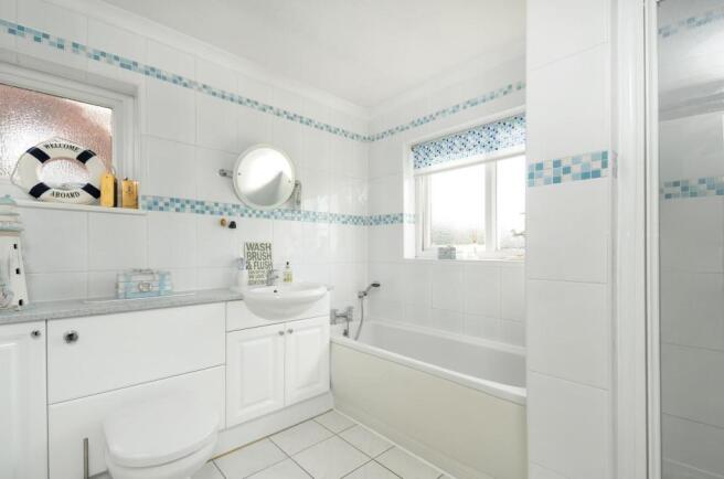 Bathroom.jpg