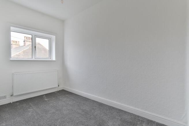 3 bed Terraced to rent Image 11