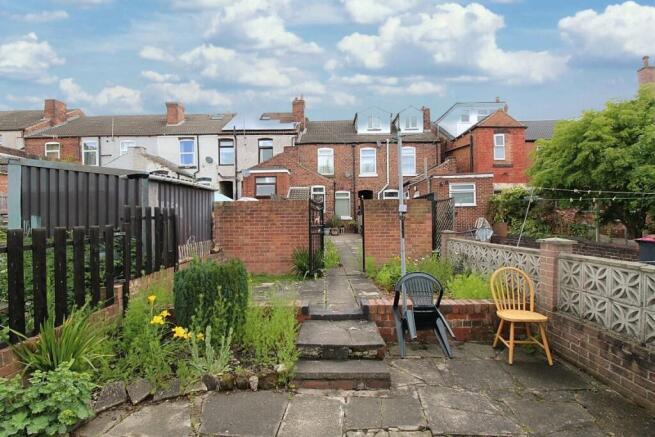 2 bed Terraced for sale Image 9