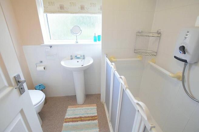 Shower Room/Wc