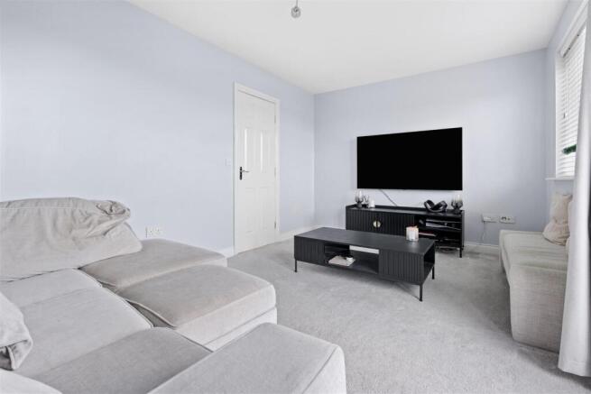 Kenwood Crescent, Ingleby Barwick, Stockton-On-Tees photo 4