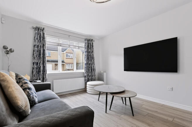 Barmore Crescent, Bishopton photo 4