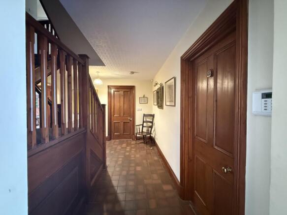 6 bed House for sale Image 6