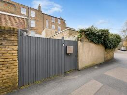 Flat 2, 14, Albion Place, Ramsgate CT11 8HQ
