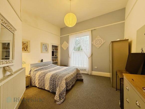 2 bed Apartment for sale Image 7