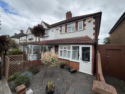Hampton Road West, Hanworth, Feltham, TW13