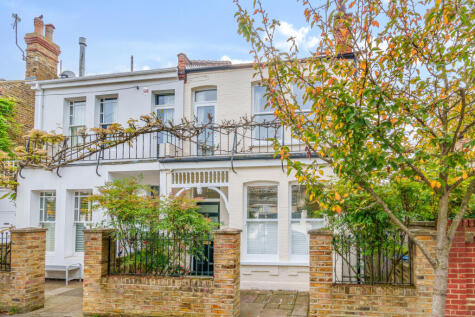 Eastbury Road, Kingston Upon Thames, KT2