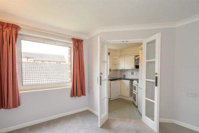 Doors to Kitchen.jpg
