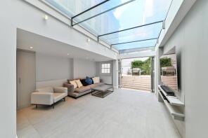 24, Halsey Street, London SW3 2PT