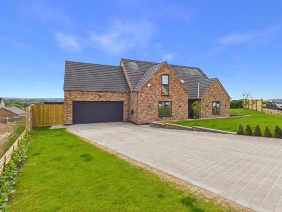 17 Adrian Shinn Way (similar design)