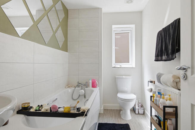 3 bed House for sale Image 11