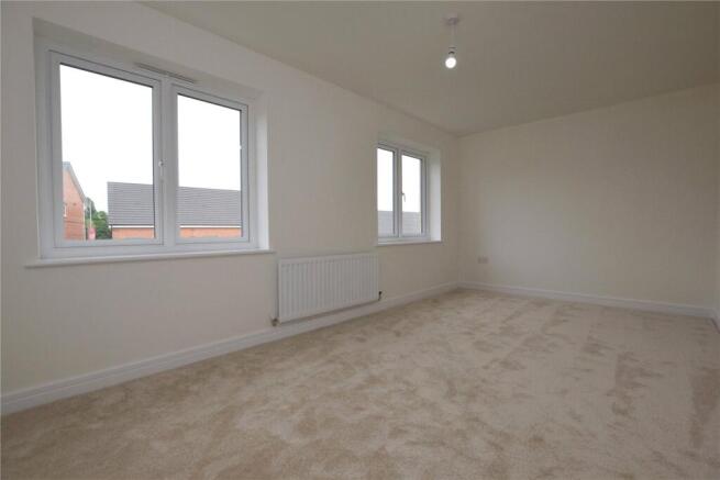 4 bed Semi-Detached for sale Image 4
