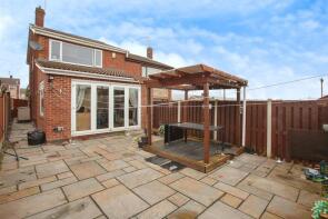 3, Wensleydale Drive, Brinsworth, Rotherham S60 5JY