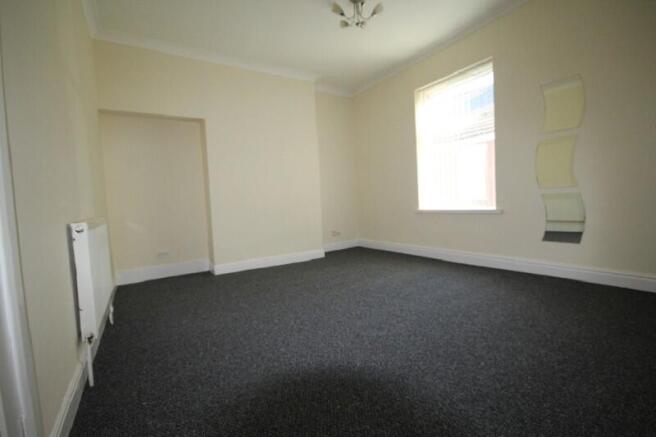 Rowland Avenue, Field Street, Hull, East Riding of Yorkshire. HU9 1HR photo 5