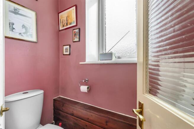 3 bed Terraced for sale Image 6